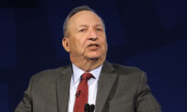 Larry Summers Thinks Reducing Inflation Won’t Be Quick or Easy