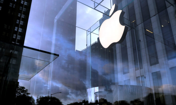 Apple Will Reopen Some Stores in US