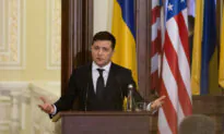 Ukrainian Soldier Killed as Fighting Erupts in Eastern Ukraine; Several Wounded