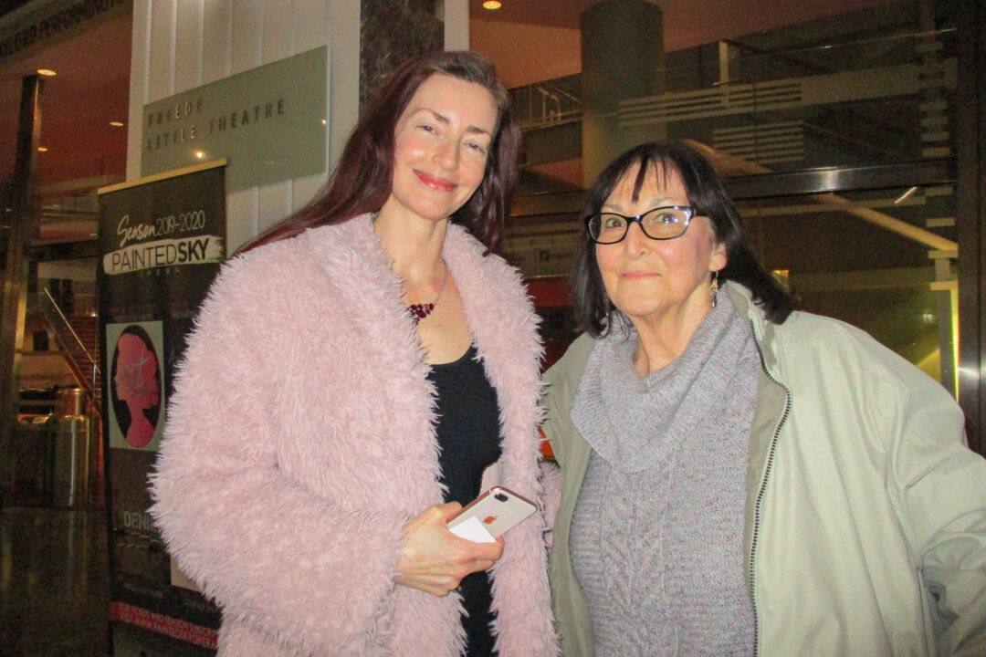 Ladonna Graziano (L), former air force major, now a government contractor, and her mother, Deloras Shield, retired, attended Shen Yun Performing Arts at the Civic Center Music Hall, in Oklahoma City, on Feb. 18, 2020. (Sherry Dong/The Epoch Times)