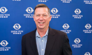 Former US Naval Officer Enjoys Shen Yun’s Spiritual Side