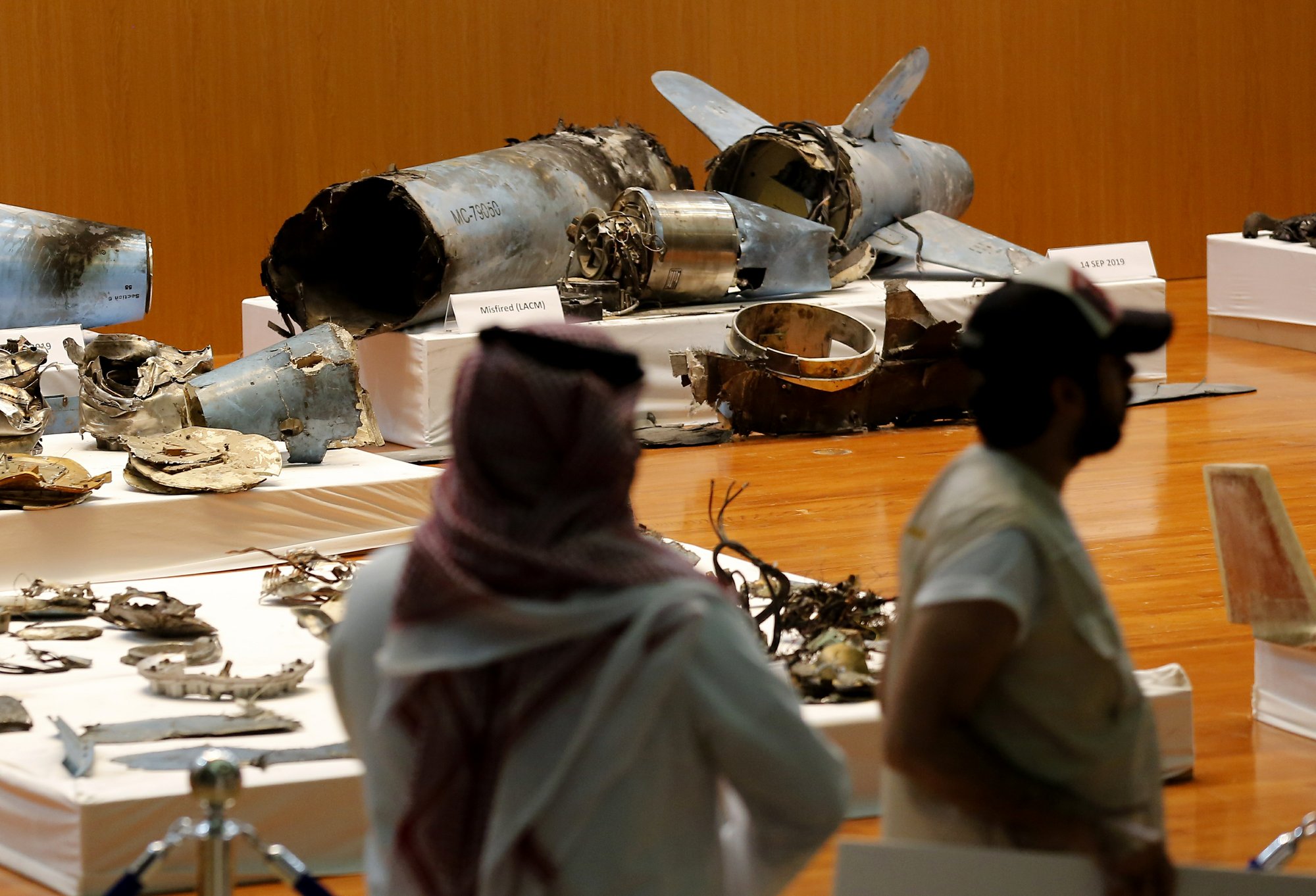 Iranian cruise missile and drones 1