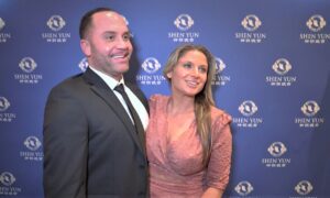 ‘Love Always Wins’—Wealth Manager Sees One Message in Shen Yun