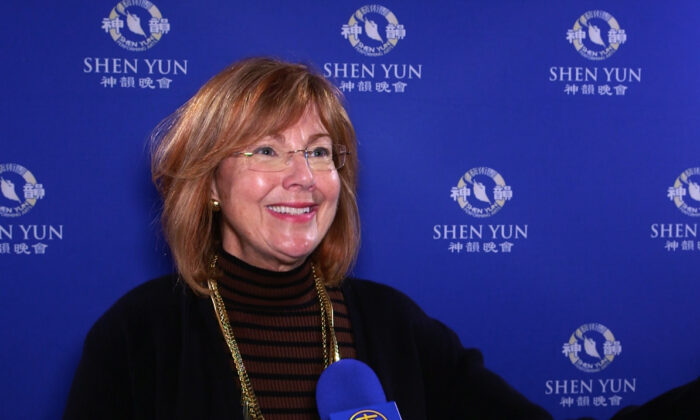 Mezzo-Soprano: Shen Yun Is Brilliant, Absolutely Very Uplifting