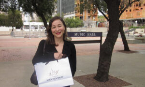 Shen Yun Brings Tears, Joy, and a Connection for Photographer