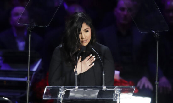 Vanessa Bryant Files Claim Over Crash-Site Photos