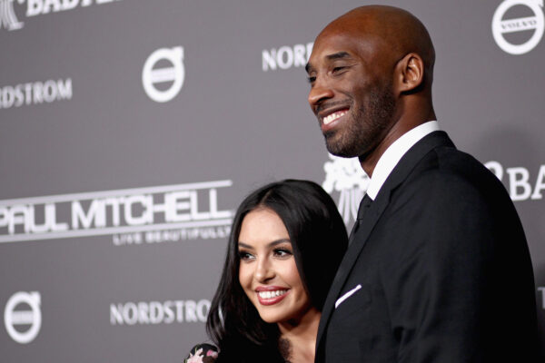 Vanessa Laine Bryant (L) and Kobe Bryant
