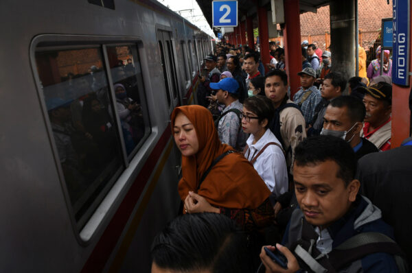 Jakarta-Bogor-rail-lines-floods