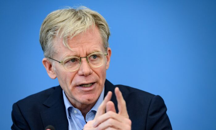 World Health Organization expert Bruce Aylward speaks at a press conference in Geneva after returning from China, on Feb. 25, 2020. (Fabrice Coffrini/AFP via Getty Images)
