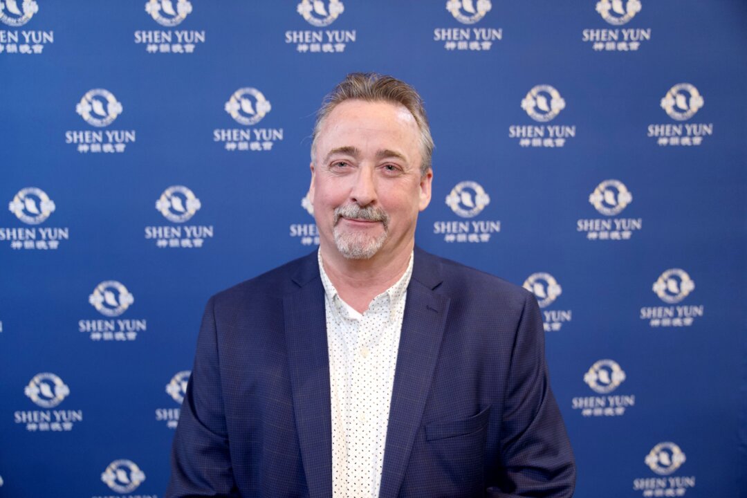 Patrick Conneen, producer and sound engineer who has worked with Michael Jackson and the Rolling Stones, attended Shen Yun Performing Arts at Philadelphia's Merriam Theater, on Feb. 25, 2020. (NTD Television)