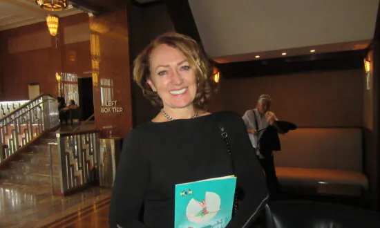 Former Classical Ballerina Admires Shen Yun’s Technique and Training, ‘Very Pure, Very Clean’