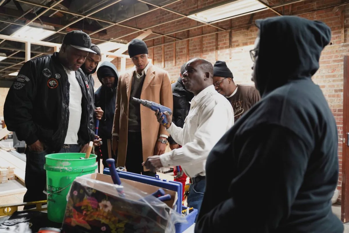 Young people learn construction skills at Chicago's Project H.O.O.D. on Feb. 1, 2020. (Cara Ding/The Epoch Times)