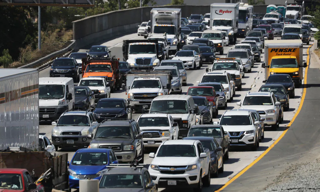 Drivers on the U.S. 101 freeway in Los Angeles, Calif., on Aug. 30, 2019. (Mario Tama/Getty Images)
