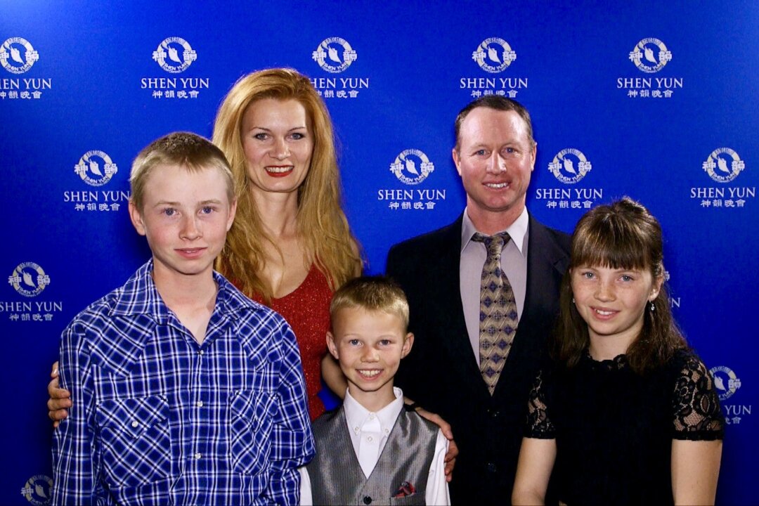 The Hage family, including Yelena and Wayne Hage who are business owners in Central Nevada, attended Shen Yun Performing Arts at The Smith Center for the Performing Arts in Las Vegas, Nevada, on Feb. 28, 2020. (NTD Television)
