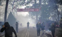 Turkey’s Erdogan Says Europe Borders Open as Refugees Gather