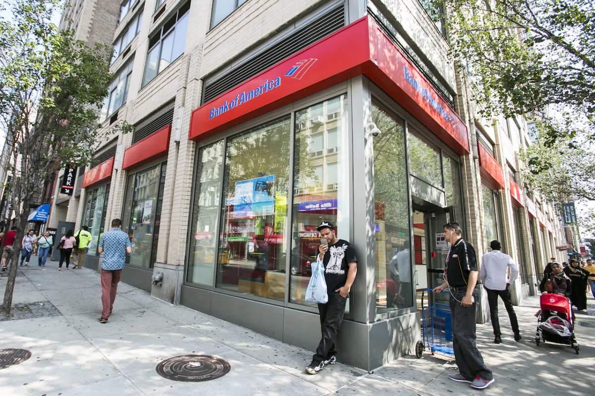 Bank of America in the Chelsea neighborhood in Manhattan, New York, on July 7, 2015. (Samira Bouaou/The Epoch Times)