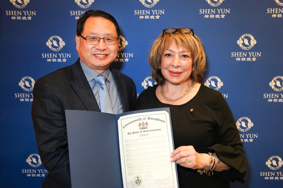 Philadelphia representative moved by beauty of shen yun