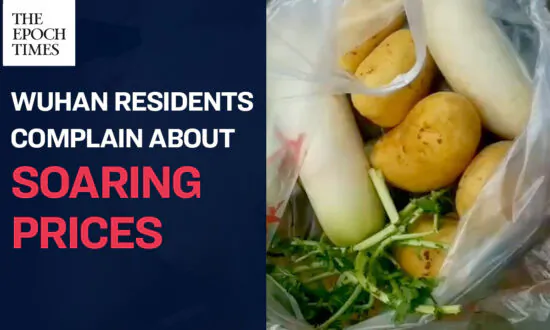 Wuhan Residents Complain About Soaring Prices