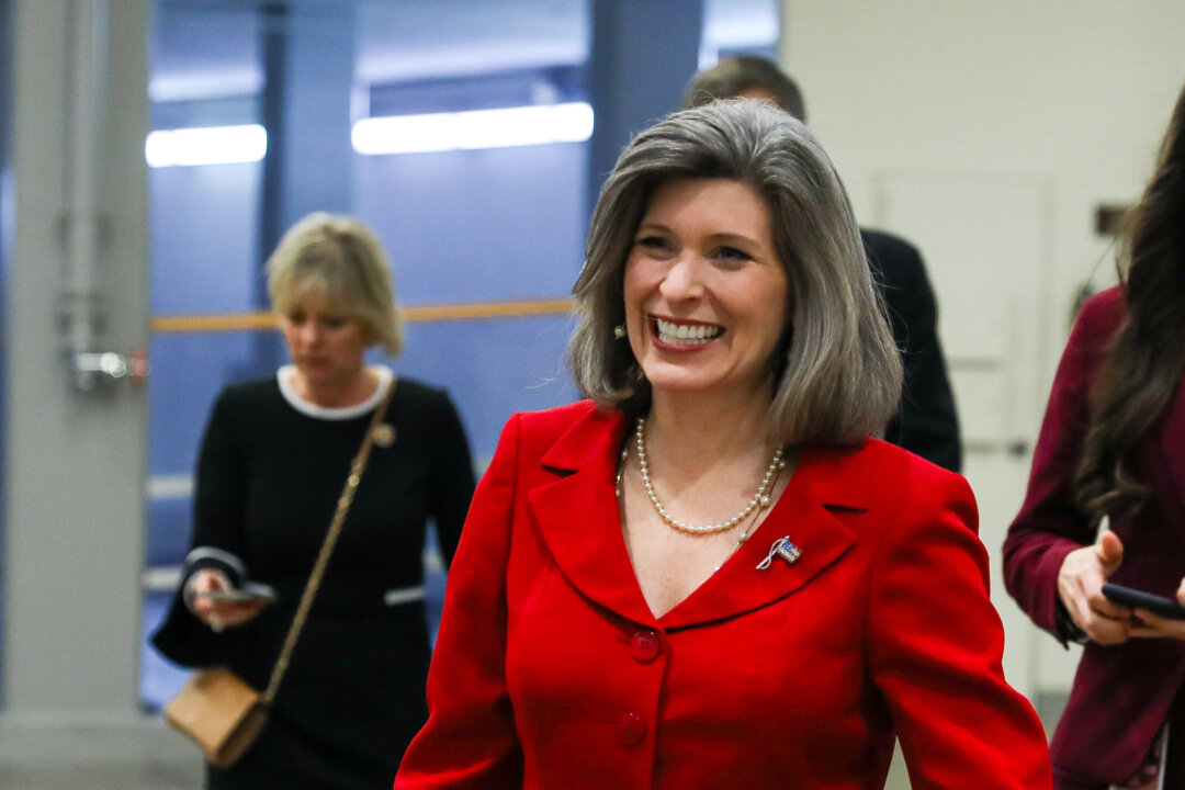 Senate Adopts Ernst Amendment to Not Raise the Minimum Wage During Pandemic