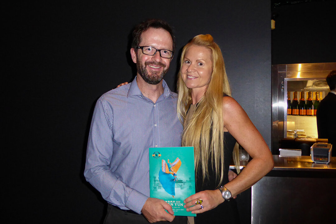 Steve Cameron (L), a supply chain manager for a pharmaceutical company, and his wife Sylvia Cameron, a professional singer/song-writer, enjoyed Shen Yun Performing Arts at the Capitol Theatre, in Sydney, Australia, on March 4, 2020. (Steve Xu/The Epoch Times)