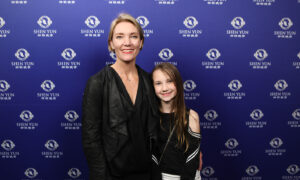 Musical Theater Star and Actress on Shen Yun: ‘The Elegance of the Dancers Is Just Incredible’