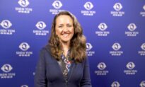 Sydney Law Lecturer, Author Says Shen Yun Is a ‘Roller-Coaster of Emotions’