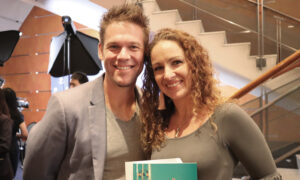 After 6 Hour Trip, Dancer Feels Blessed Seeing Shen Yun