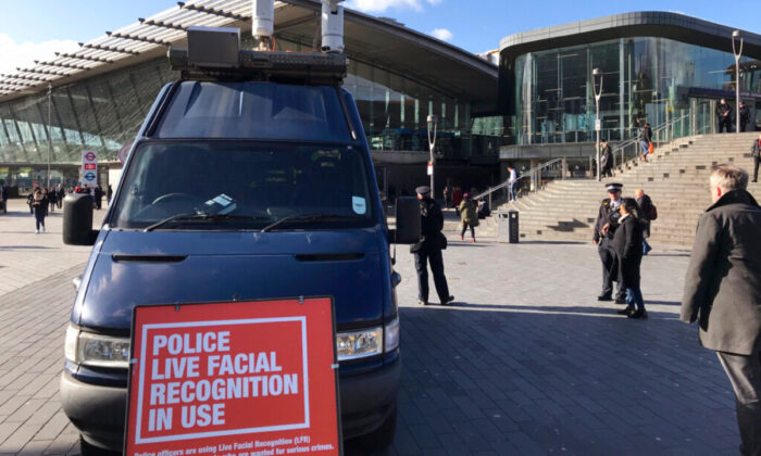 A mobile police facial recognition facility outside a shopping centre in London, on Feb. 11, 2020. (Kelvin Chan/AP Photo) 