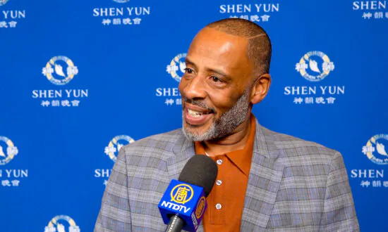 Shen Yun: ‘Go See It. It’s a Must’ University Park Mayor Says