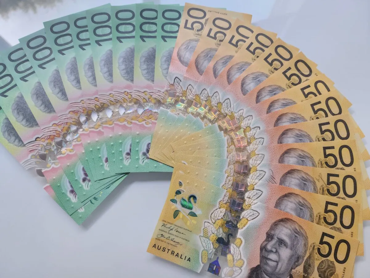 Australian cash in Western Australia on Jan. 8, 2025. (Susan Mortimer/The Epoch Times)