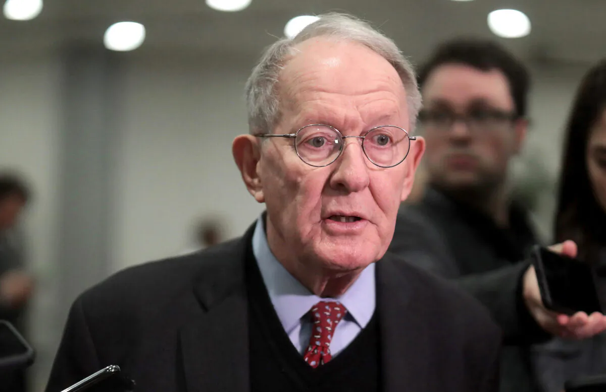 Sen. Lamar Alexander (R-Tenn.) talks to reporters on the CCP virus at Capitol Hill in Washington, on Feb. 25, 2020. (Mark Wilson/Getty Images)