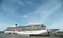 Biofoul Growth on Cruise Ship Strands Hundreds of Australians