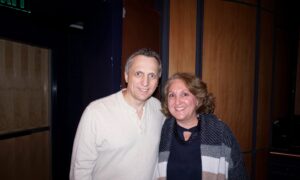 Real Estate Investor Becomes Effervescent With Excitement After Seeing Shen Yun