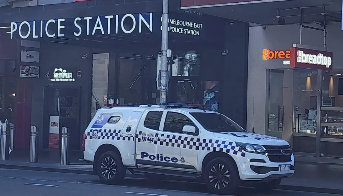 A police car is parked outside the East Melbourne police station in Victoria, Australia, on Oct. 27, 2023. (Susan Mortimer/The Epoch Times)