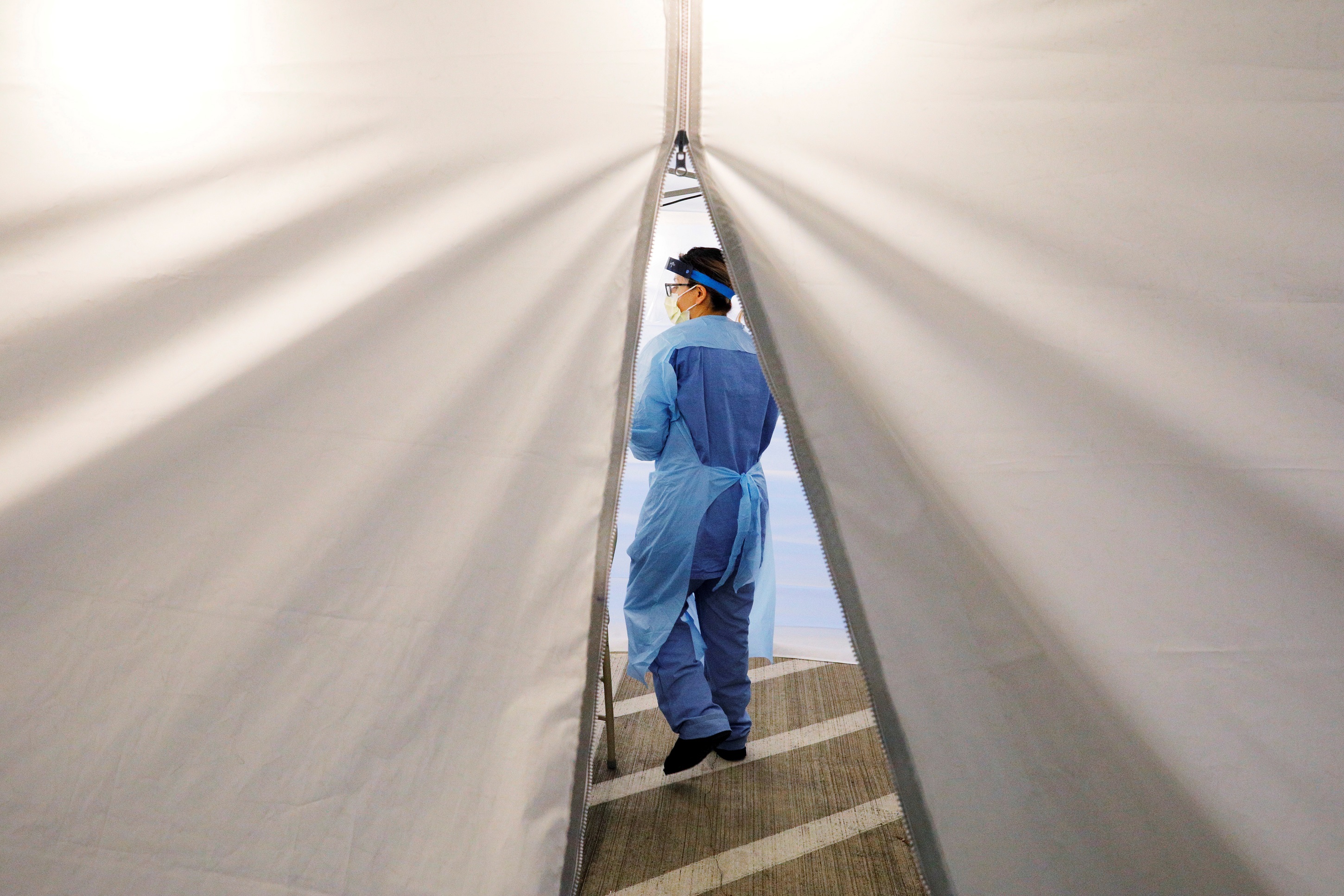 Australian COVID Measures Led to Lowest Elective Surgery Numbers in a Decade - Vimarsana News