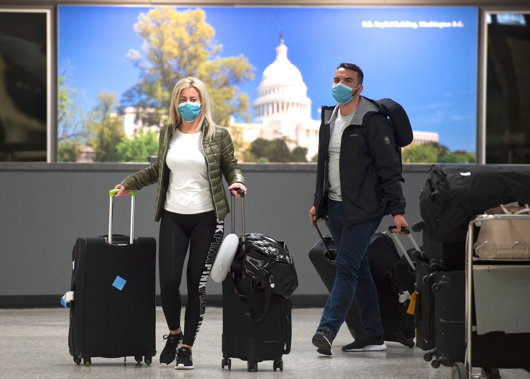 virus travel airport