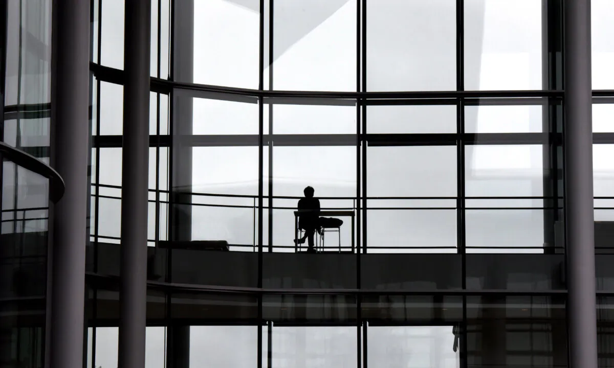 A student studies on third floor at the Yale School of Management at Yale University in New Haven, Conn., on Oct. 8, 2018. (Timothy A. Clary/AFP via Getty Images)