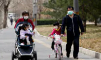 Chinese Netizens Unhappy at Authorities’ Investigation Into What Happened to Whistleblower Doctor