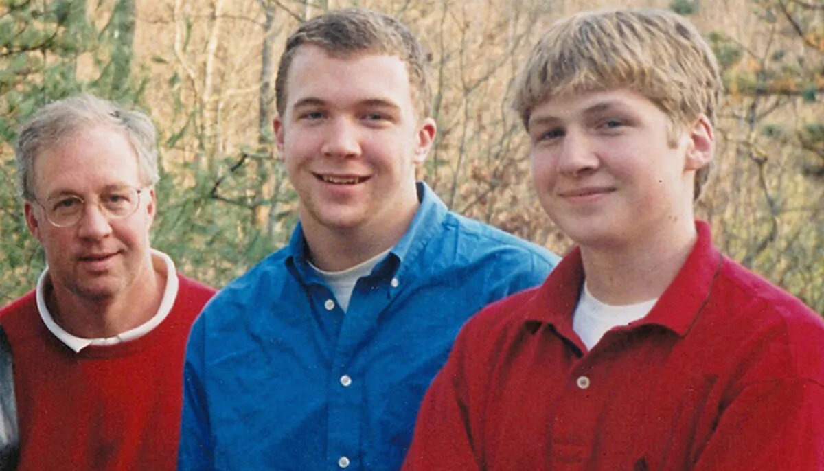(L-R) Steve M. Grant with his sons Chris and Kelly. (Courtesy of Steve M. Grant)