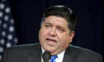 Illinois Gov. Deploys 125 National Guard Troops to Chicago Ahead of Chauvin Verdict