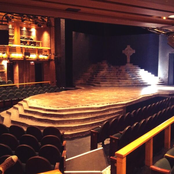 empty stage chicago shakes-3