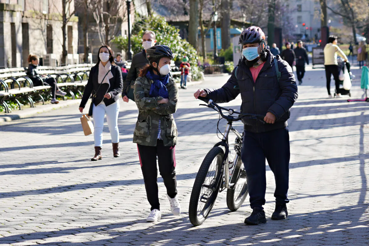 People enjoy Central Park as the coronavirus continues to spread across the United States, in New York City on March 24, 2020. (Cindy Ord/Getty Images)