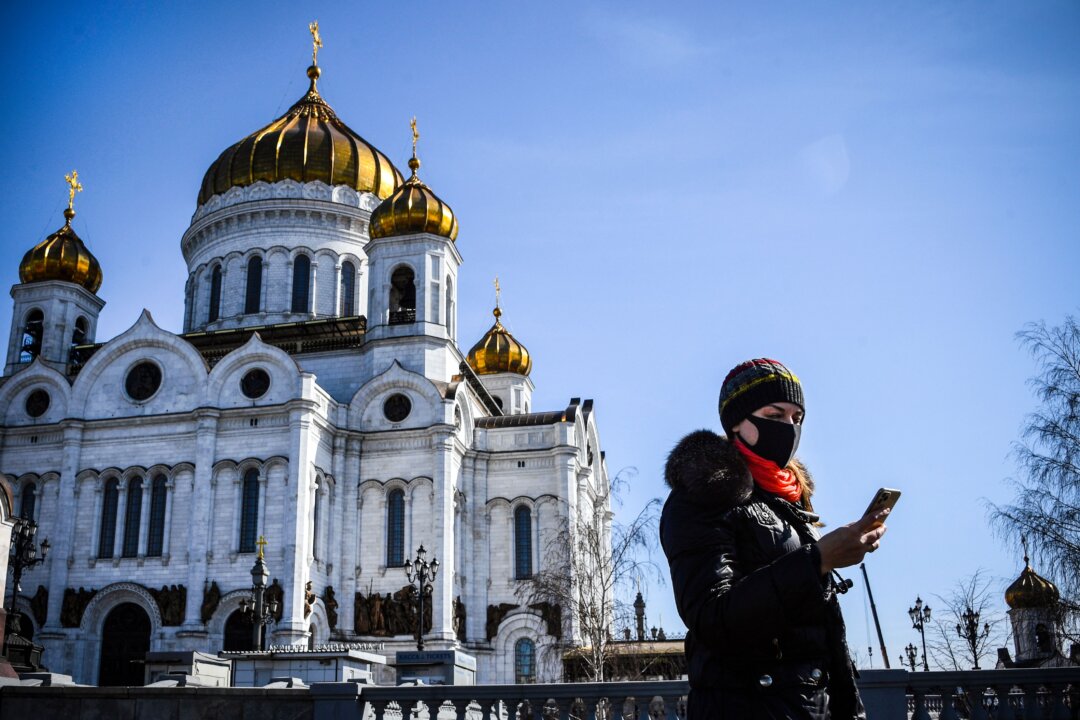 Russia Halts All International Flights as CCP Virus Cases Rise to Over 1,000