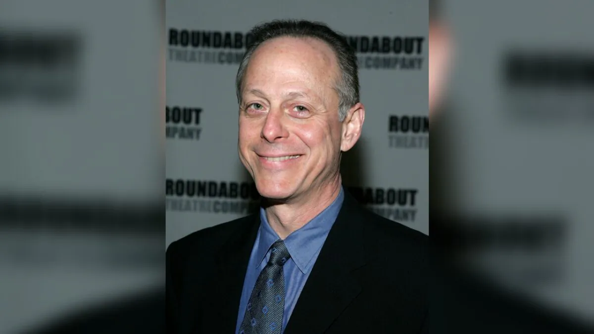 Actor Mark Blum attends the Roundabout Theater 2005 Spring Gala at Chelsea Piers, in New York City, on April 11, 2005. (Paul Hawthorne/Getty Images)