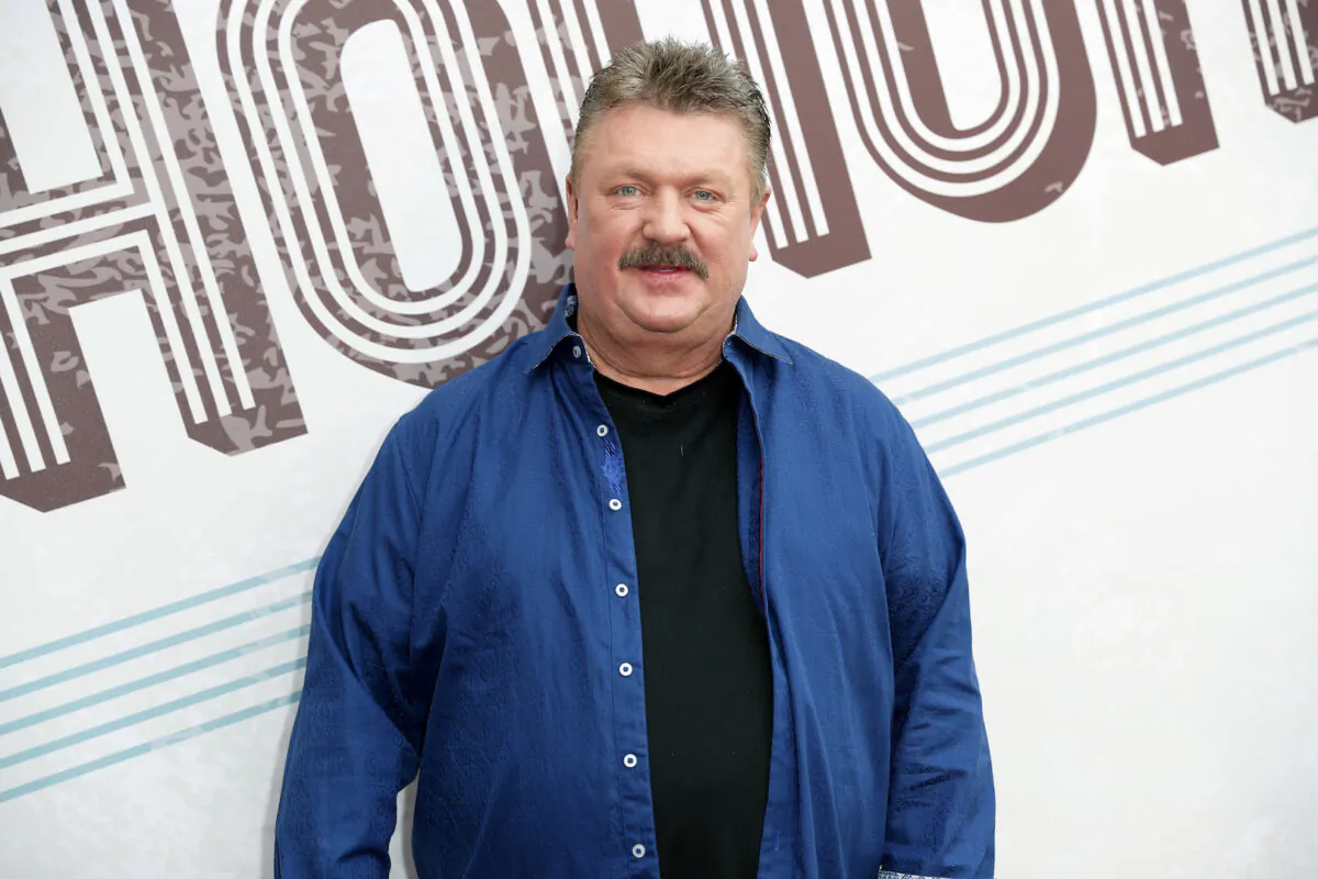 Joe Diffie arrives at the 12th Annual ACM Honors at the Ryman Auditorium in Nashville, Tenn., on Aug. 22, 2018. (Al Wagner/Invision/AP)