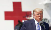 Trump Sees Off Hospital Ship Bound for New York