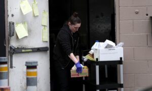 Amid Outbreak, Restaurants Switch to Grocery Sales to Help Themselves, Community, Industry