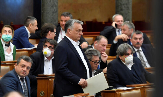 Hungary’s PM Wins Emergency Powers to Fight CCP Virus