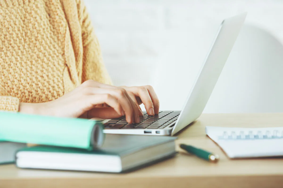 New laws will better protect Australian adults from harmful online material. (Shutterstock)
