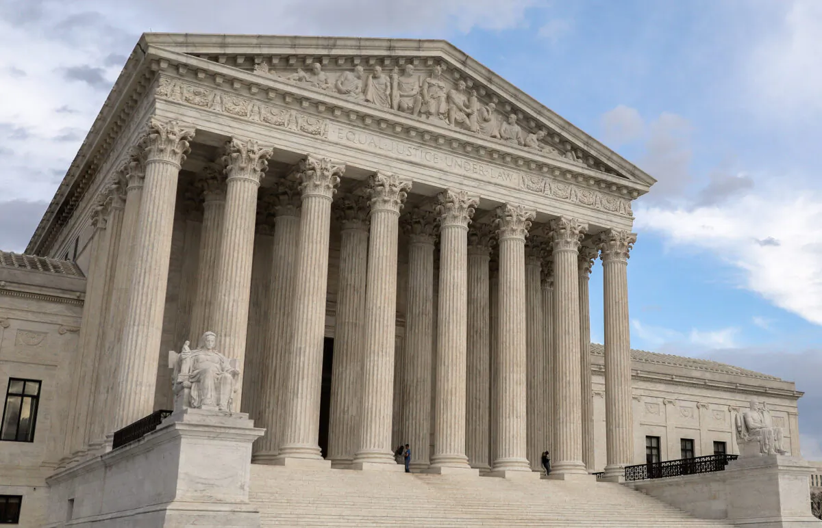 The Supreme Court in Washington on March 10, 2020. (Samira Bouaou/The Epoch Times)